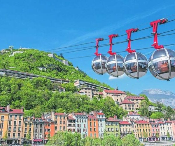 0601329196617-web-tete-e1667547150481-768x478