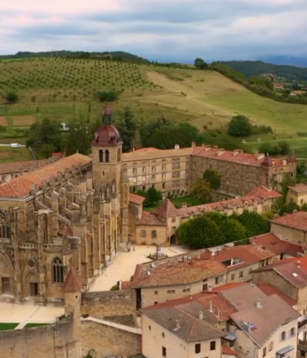 Les-100-lieux-quil-faut-voir-France5