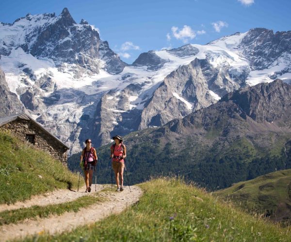 Randonnee-dans-le-Parc-National-des-Ecrins