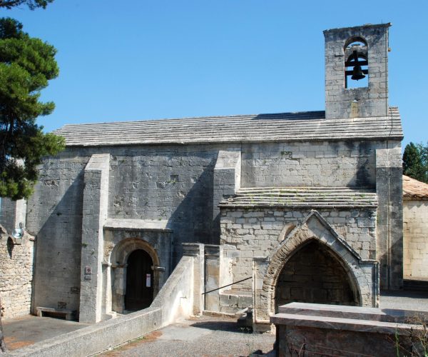 St-Marcellin_de_Boulbon_-_Nef_10