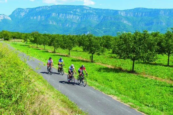 cyclo-sur-la-v63-fpattou_1224x8161