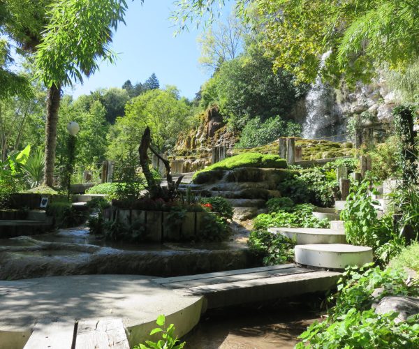 jardin-des-fontaines-pc3a9trifiantes-58