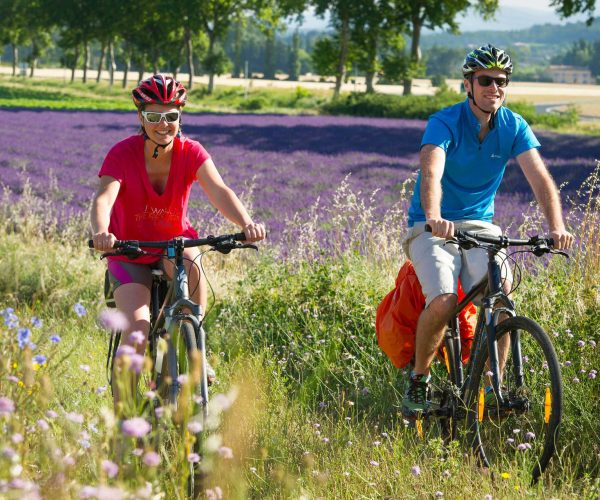photo-de-cyclistes-dans-la-drome-xdr-8064