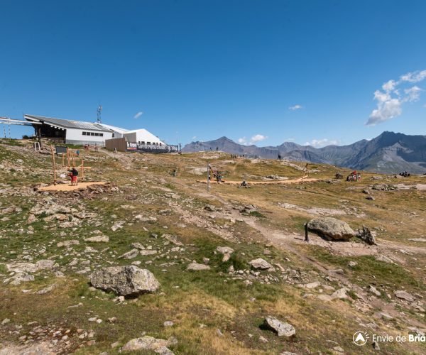 telepheriques-la-grave-gare-peyrou-amont-aire-jeux